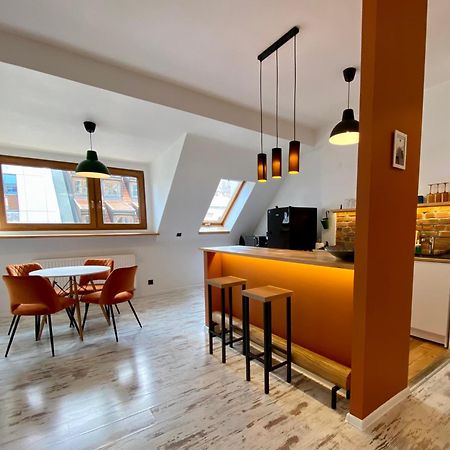 93 M2 Rynek Kino Na Dachu Self Check-In Apartment Wroclaw Ngoại thất bức ảnh
