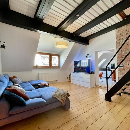 93 M2 Rynek Kino Na Dachu Self Check-In Apartment Wroclaw Ngoại thất bức ảnh