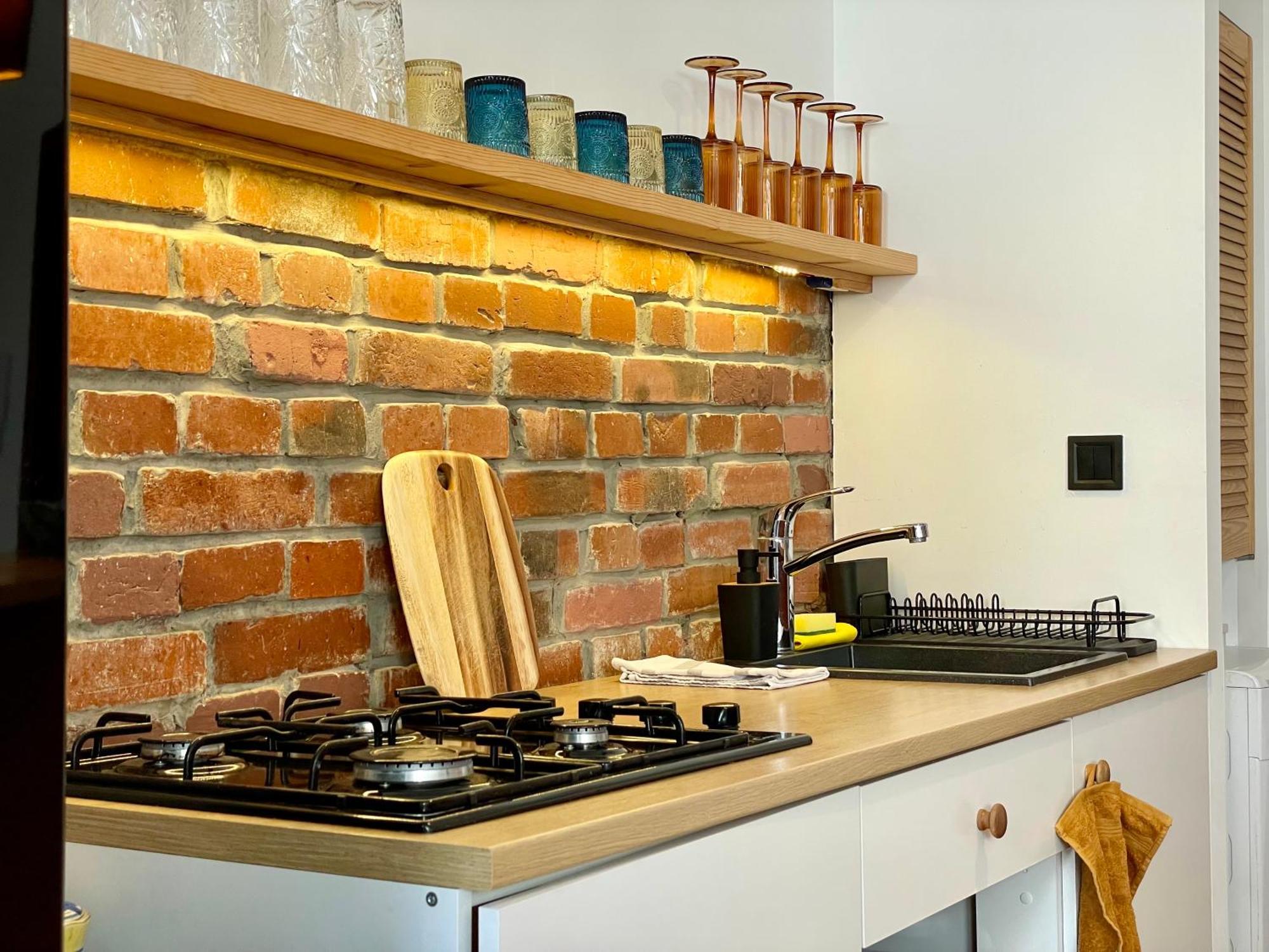 93 M2 Rynek Kino Na Dachu Self Check-In Apartment Wroclaw Ngoại thất bức ảnh