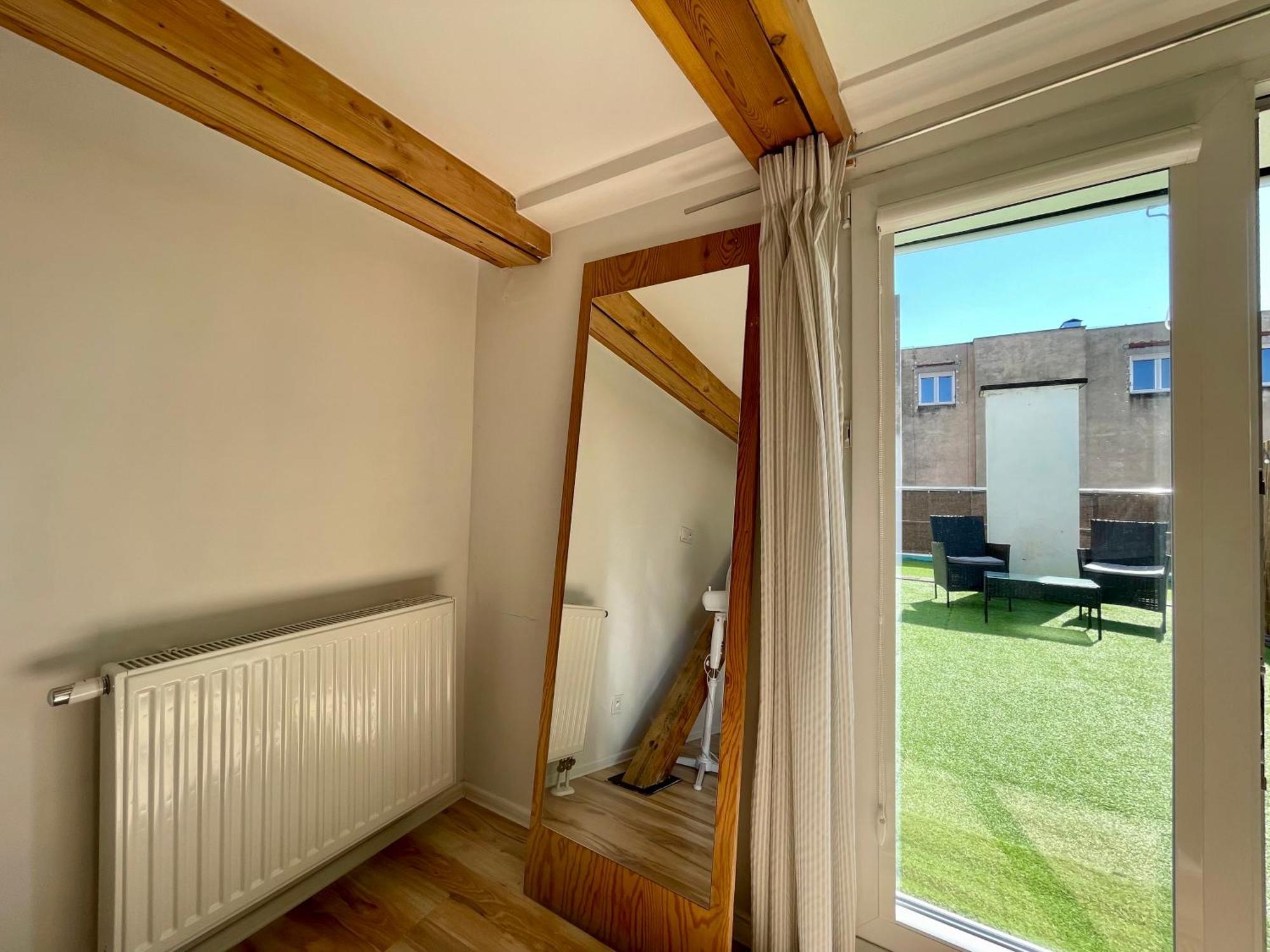 93 M2 Rynek Kino Na Dachu Self Check-In Apartment Wroclaw Ngoại thất bức ảnh